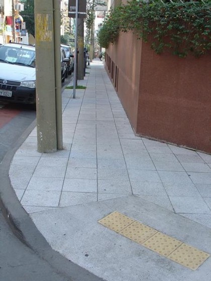 Imagem Piso Podotátil 20×20 3